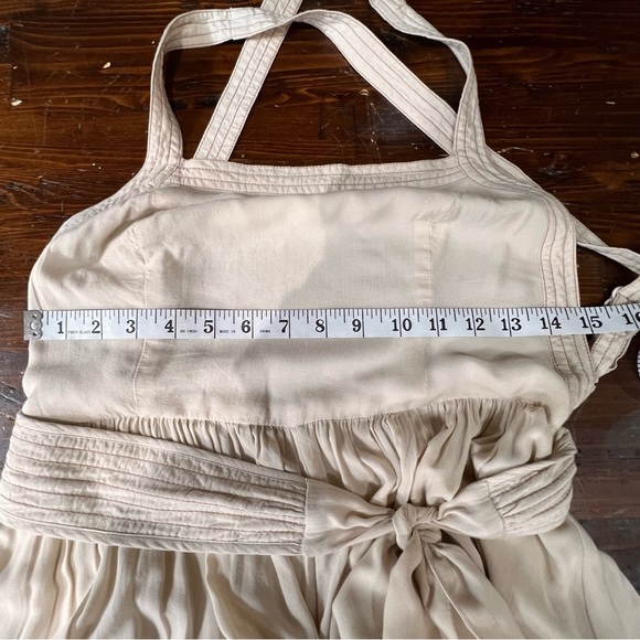 Urban Outfitter Kimchi Blue Trapunto Stitch Cross-Back Romper Beige Sz 6 - Picture 5 of 9